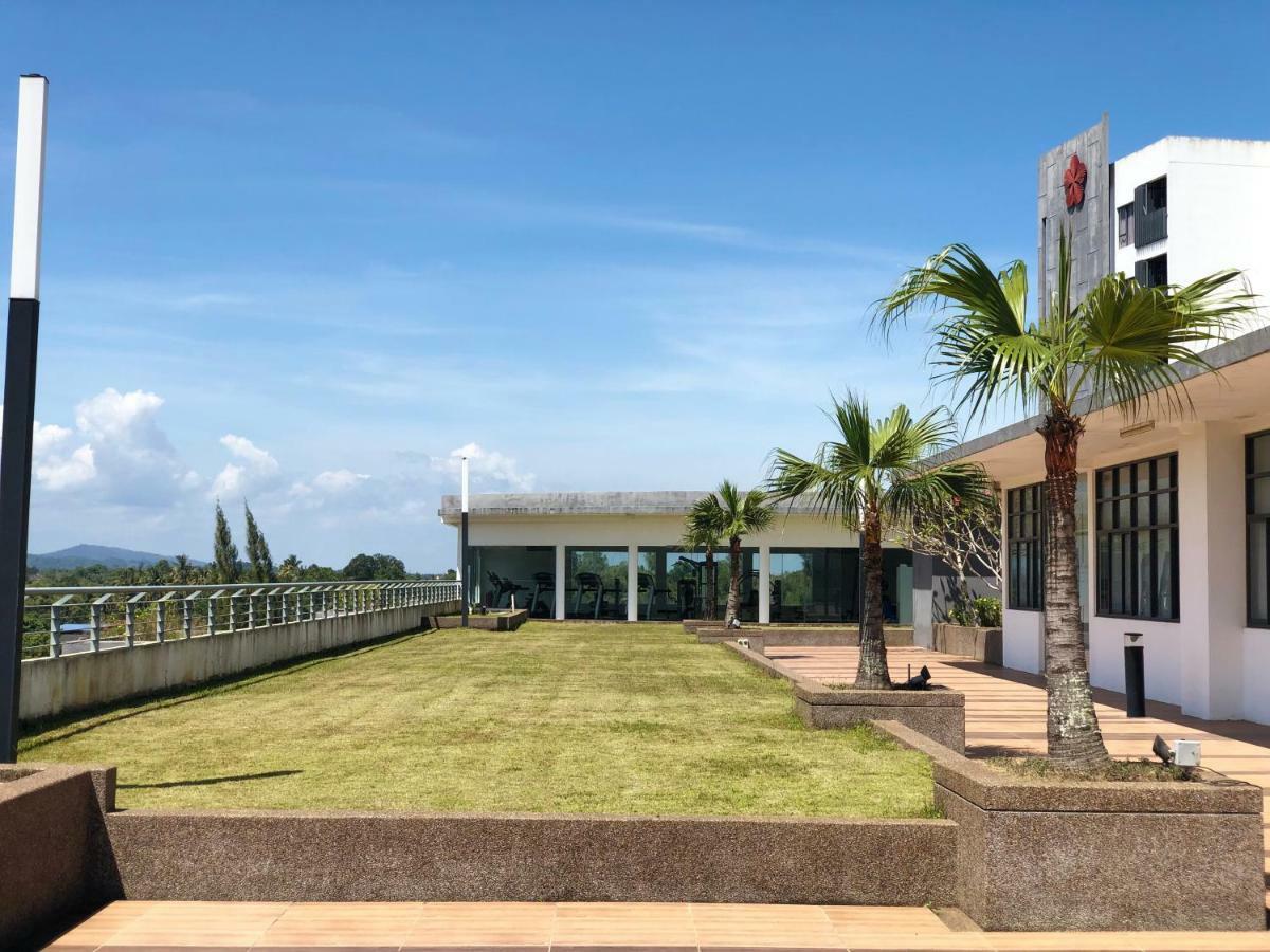 Swiss Garden Residence Pool Sea View Beach Resort Luxury Apartment & Family Suite Kuantan Exteriér fotografie
