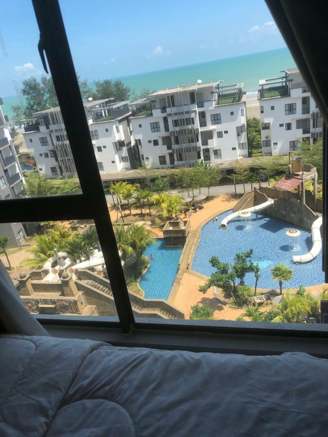 Swiss Garden Residence Pool Sea View Beach Resort Luxury Apartment & Family Suite Kuantan Exteriér fotografie